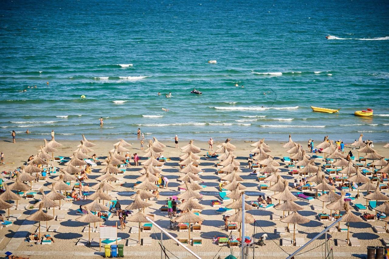 Olive Apartment In Spa N Pool Resort-Parking Mamaia Ngoại thất bức ảnh